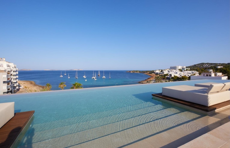 Swimming pools - 1