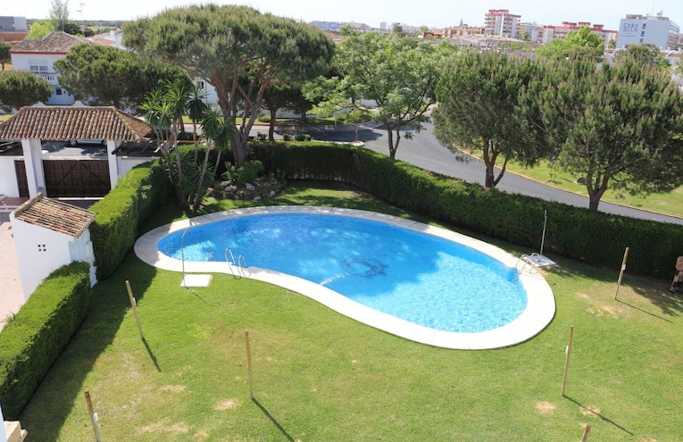 Swimming pools - 1