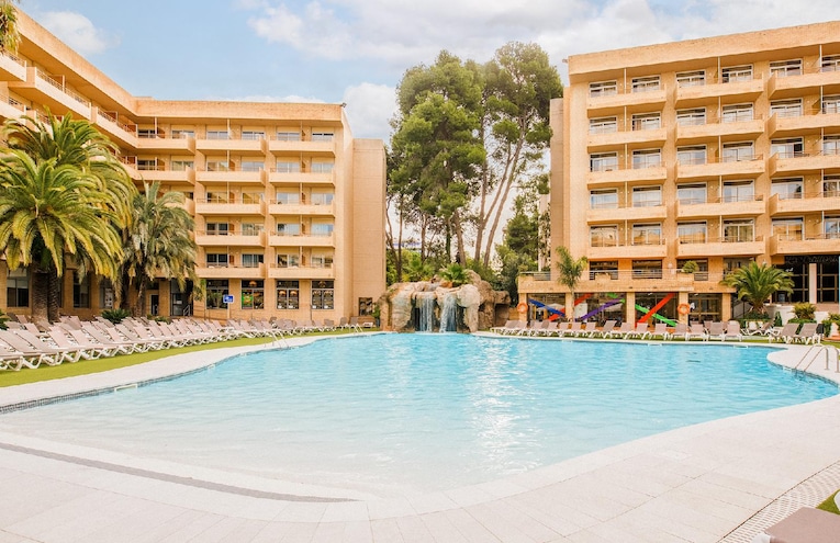 Swimming pools - 1
