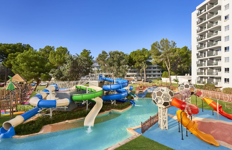 Swimming pools - 4