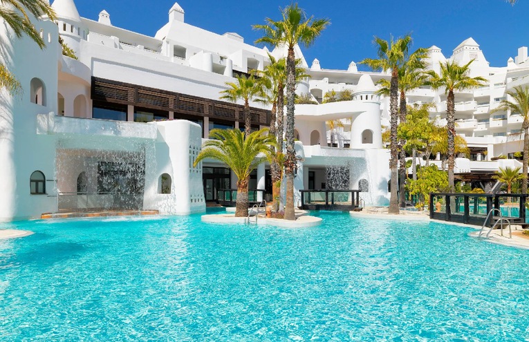 Swimming pools - 4
