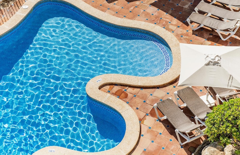 Swimming pools - 2