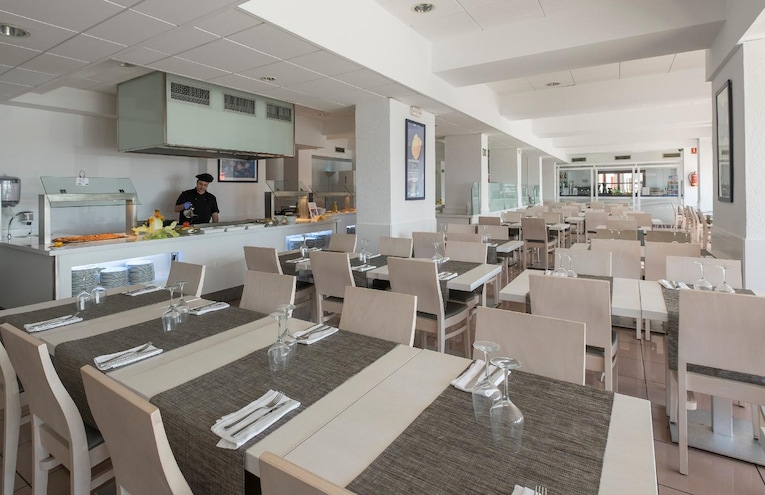 Restaurants - 4