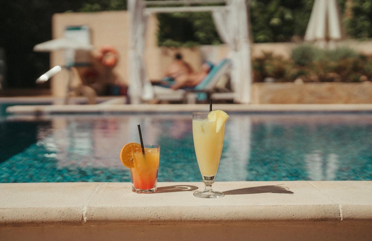 Swimming pools - 4