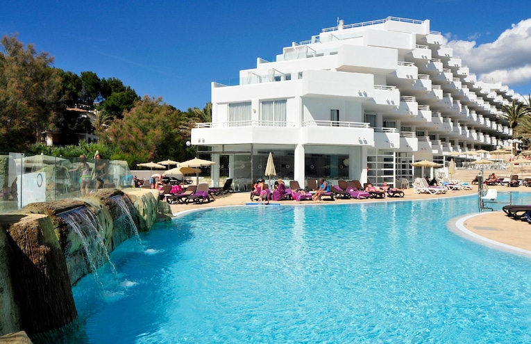 Swimming pools - 1