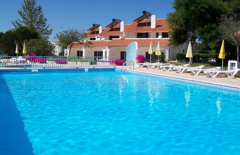 Swimming pools - 11