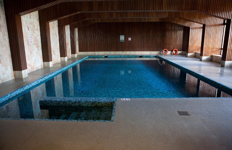 Swimming pools - 1