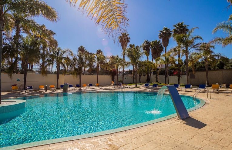 Swimming pools - 2