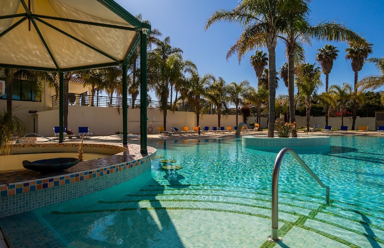 Swimming pools - 3