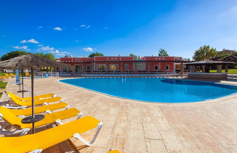 Swimming pools - 1