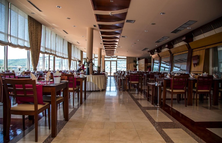 Restaurants - 3