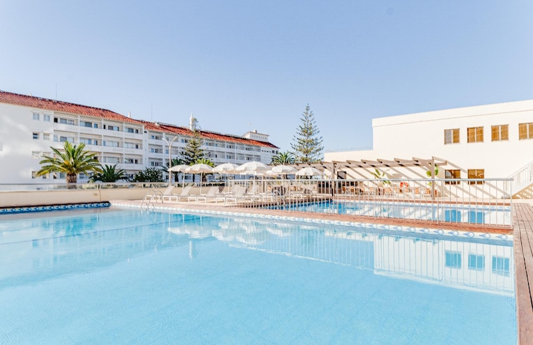 Swimming pools - 2