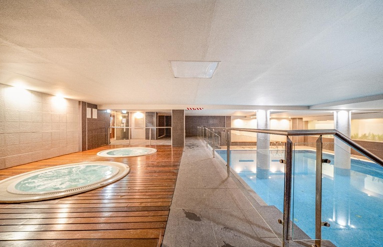 Swimming pools - 4