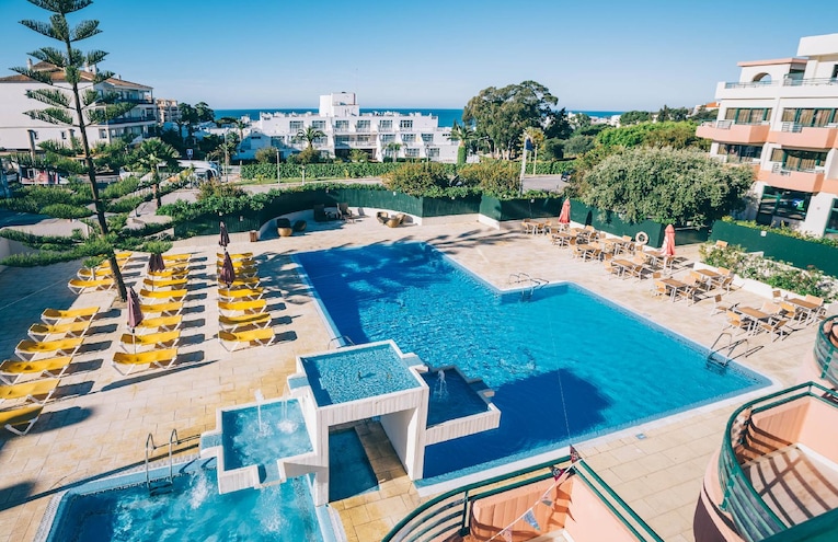 Swimming pools - 1