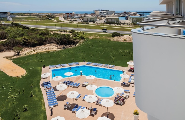 Swimming pools - 1