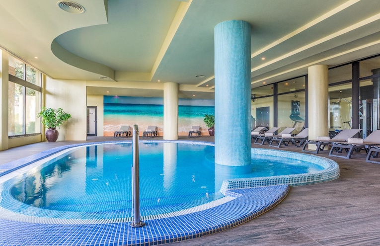 Swimming pools - 2