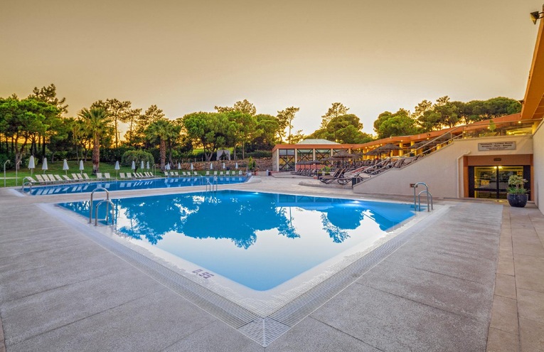 Swimming pools - 4