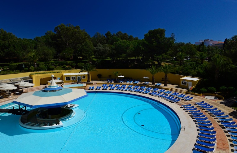 Swimming pools - 4