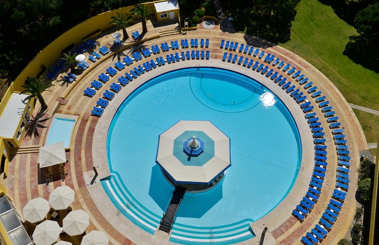Swimming pools - 1