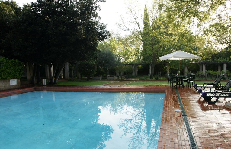 Swimming pools - 1