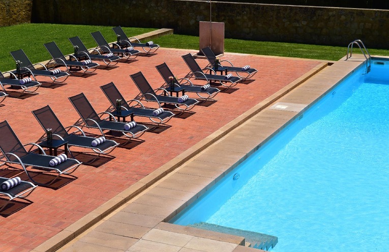 Swimming pools - 4