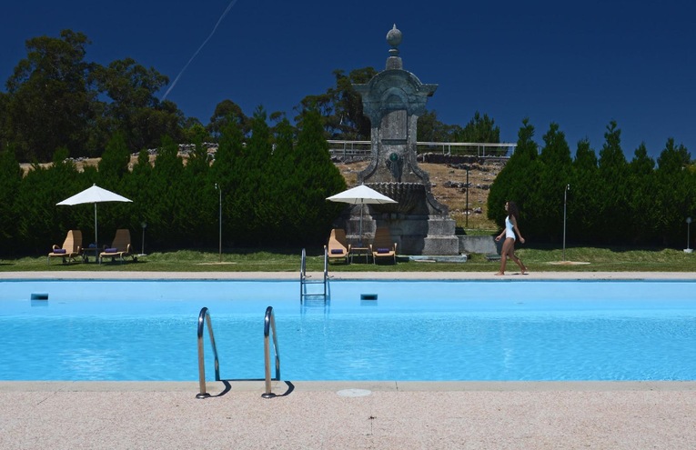 Swimming pools - 2