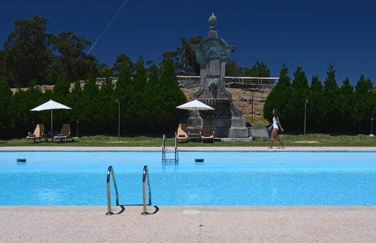 Swimming pools - 2