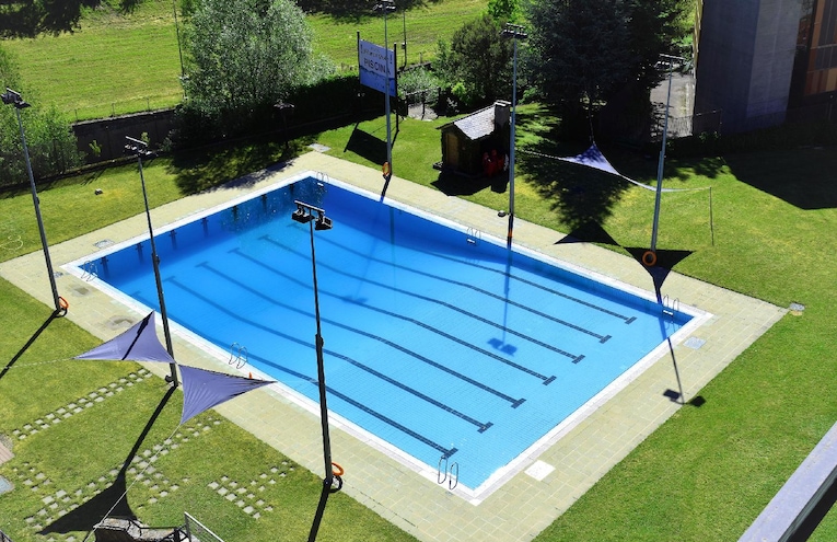 Swimming pools - 2
