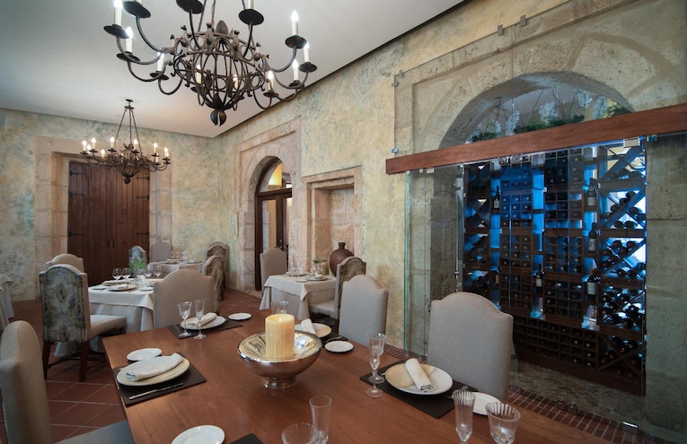 Restaurants - 4