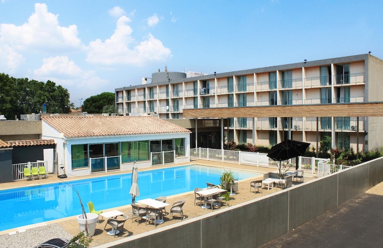 Swimming pools - 2