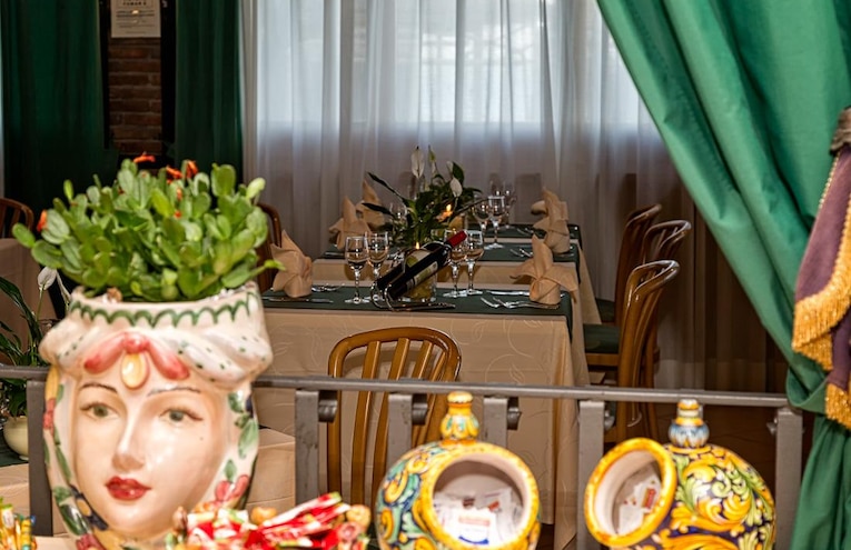 Restaurants - 3