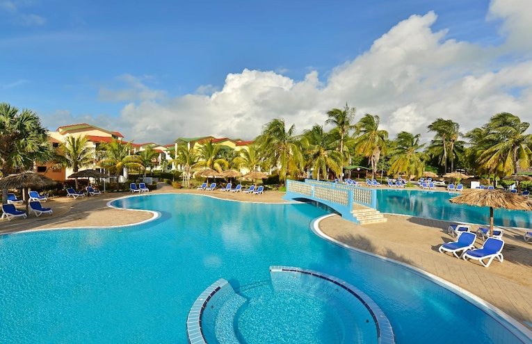 Swimming pools - 1
