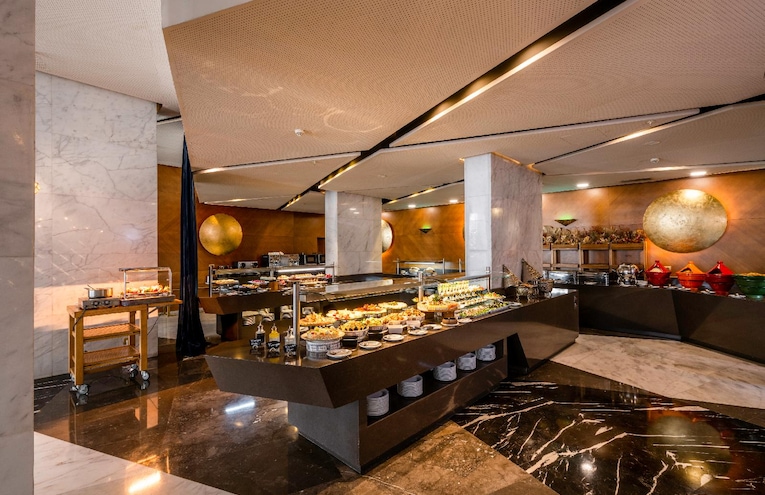 Restaurants - 6
