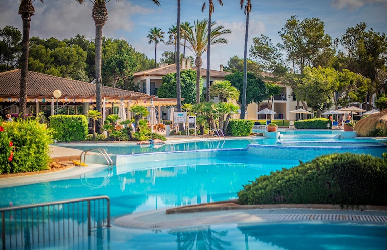 Swimming pools - 2