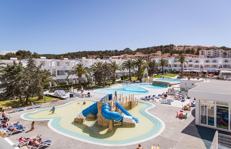 Swimming pools - 1