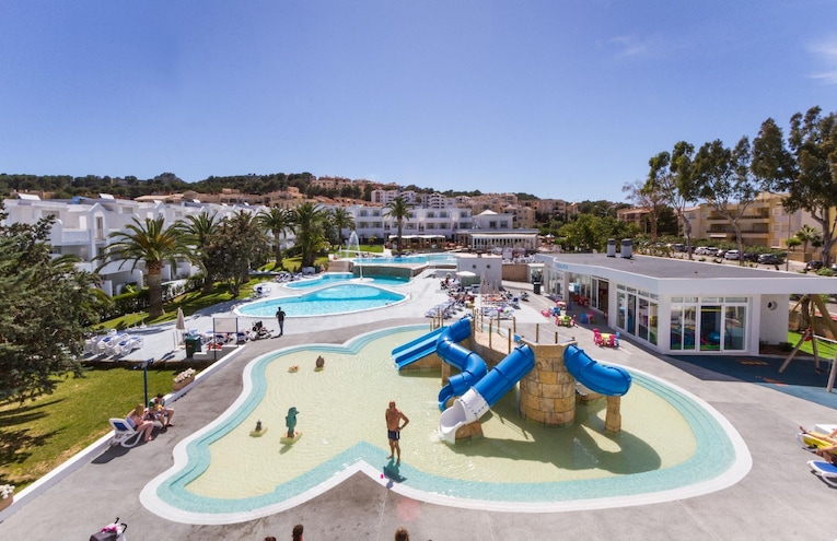 Swimming pools - 3