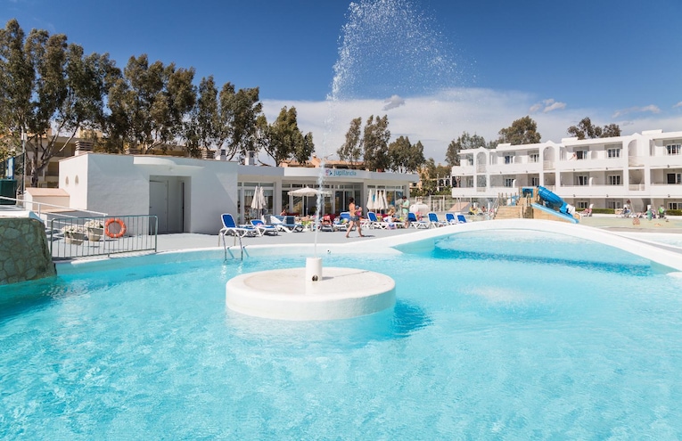 Swimming pools - 2