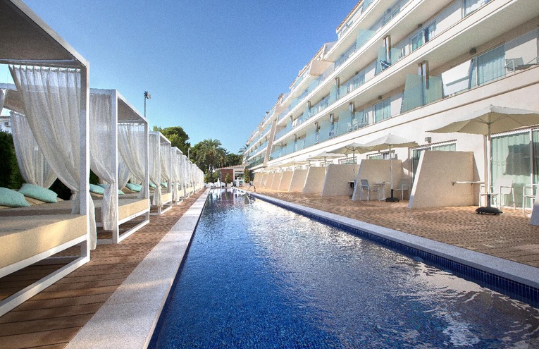 Swimming pools - 1