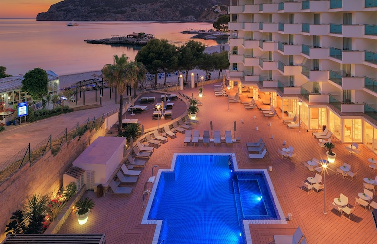 Swimming pools - 2