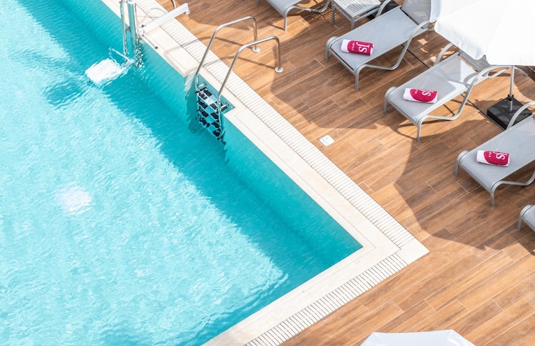 Swimming pools - 1