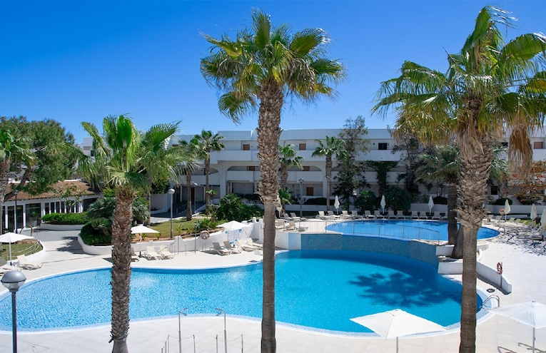 Swimming pools - 1
