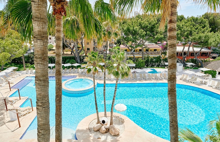 Swimming pools - 2