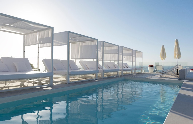 Swimming pools - 4