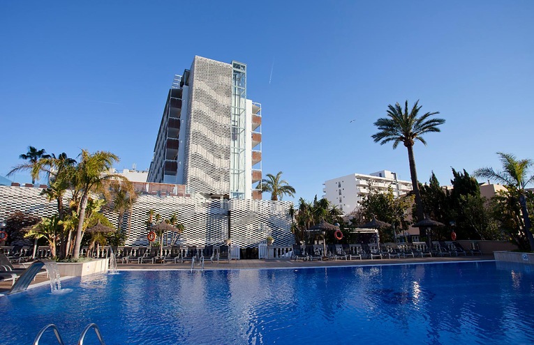 Swimming pools - 1