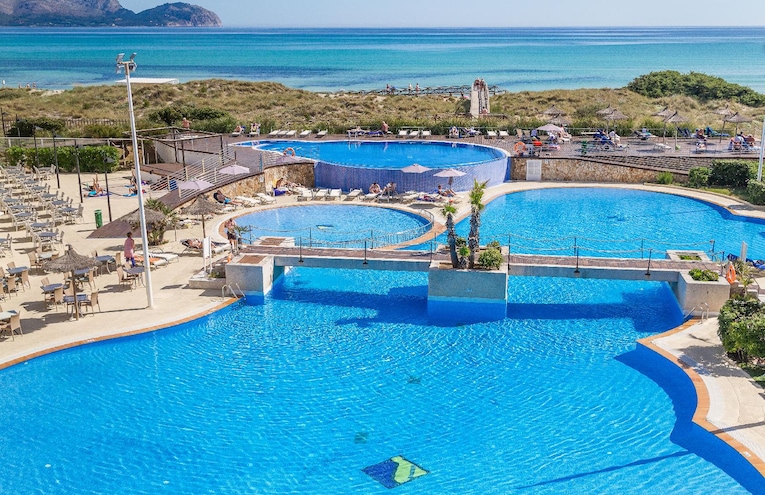 Swimming pools - 1