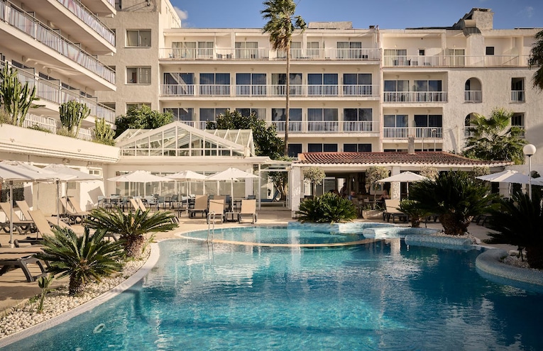 Swimming pools - 1