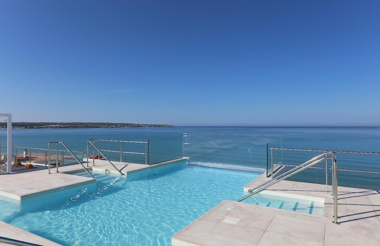 Swimming pools - 1