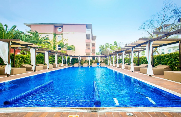 Swimming pools - 1