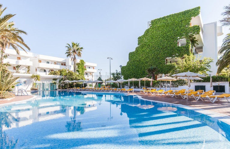 Swimming pools - 1