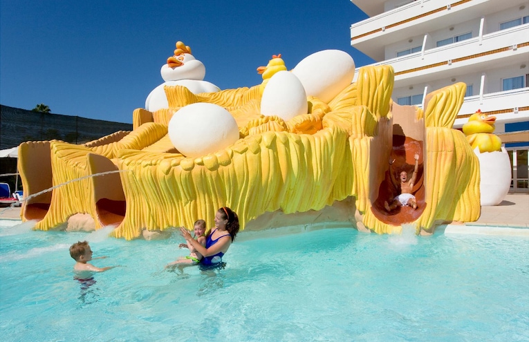 Swimming pools - 3